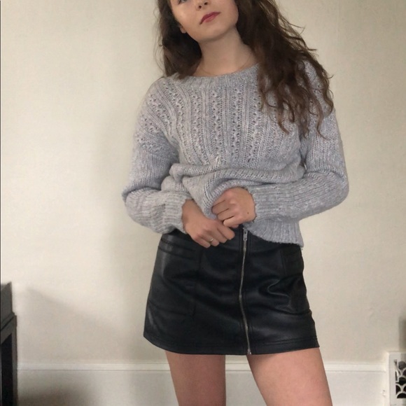 Open Back Sweater - Picture 2 of 4